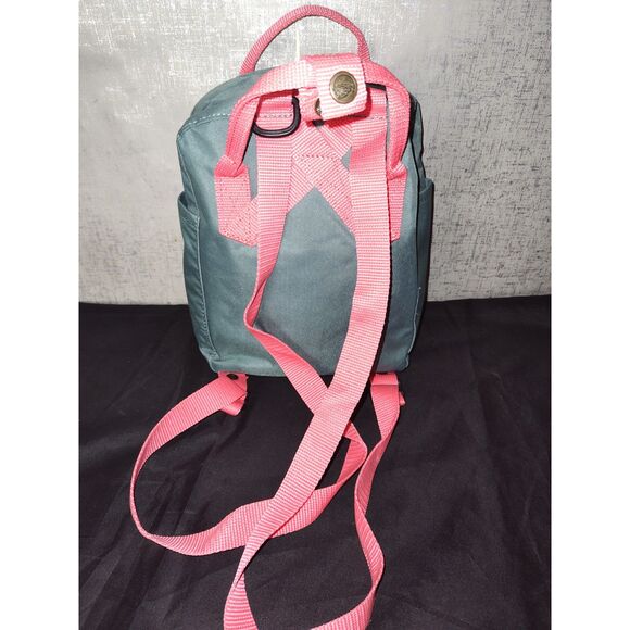 Fjallraven Kanken Mini Backpack - Picture 2 of 7